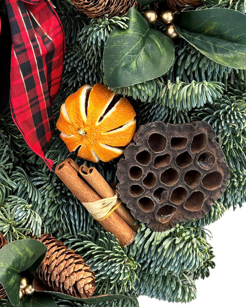 Merry Spice Christmas Wreath - Luxury Natural