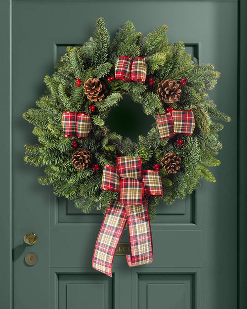 Noble Christmas Wreath - Tartan