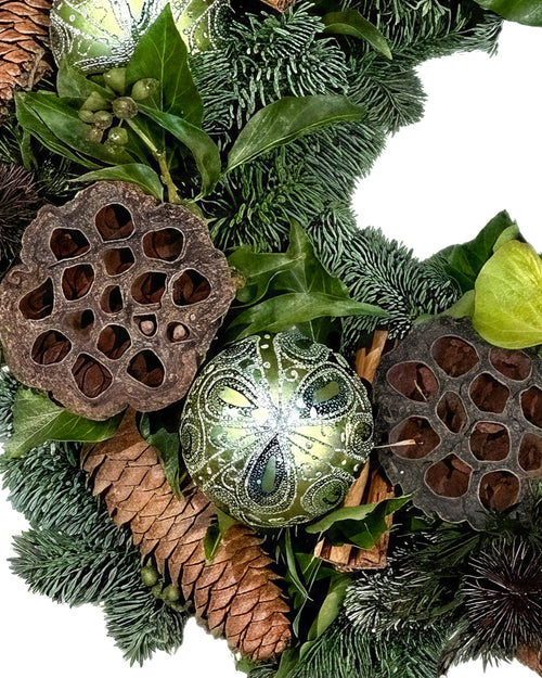 Black Ivy Christmas Wreath - Luxury Natural