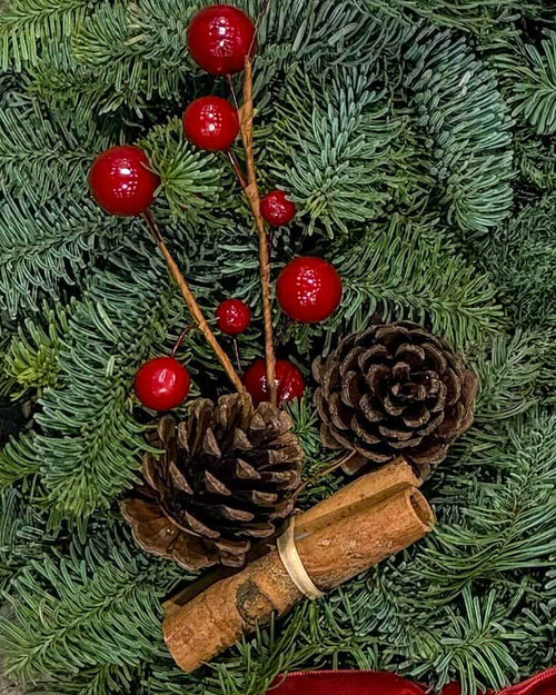 Festive Red Christmas Wreath - Luxury Natural