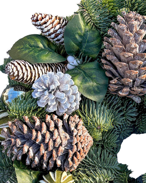 Nordic Nights Christmas Wreath - Luxury Natural