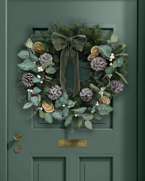 Touch of Frost Christmas Wreath - Luxury Natural