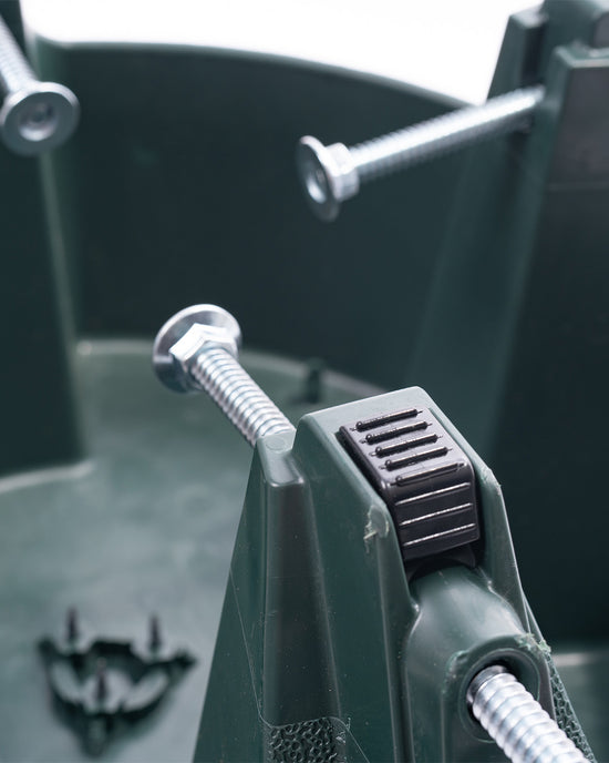 Cinco Express Christmas Tree Stand 